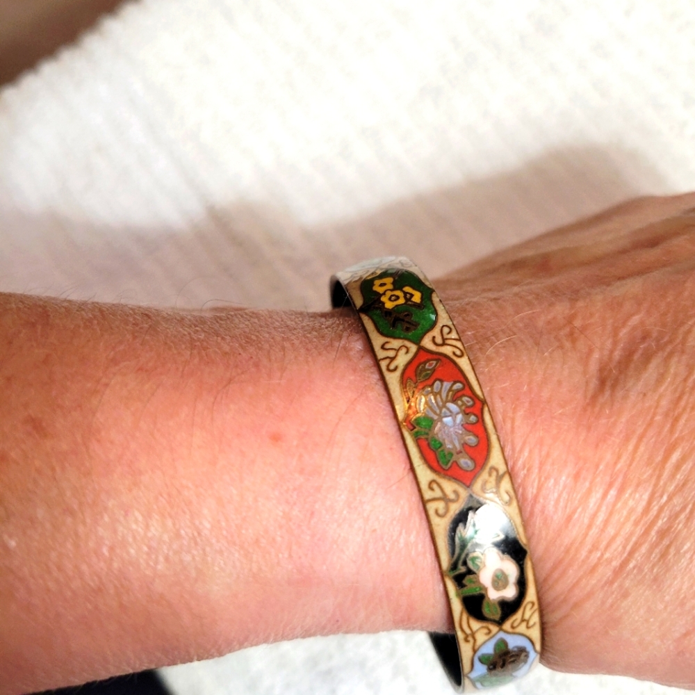 Chinese Enamel Cloisonne Bracelet - Picture 2 of 2